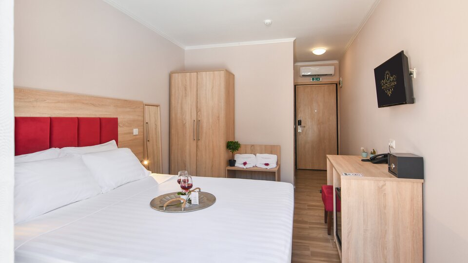 Palladium Sithonia