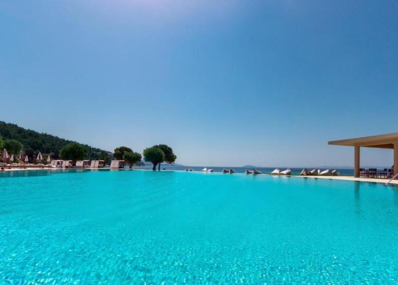 Ammoa Luxury Hotel & Spa Resort  Hotel