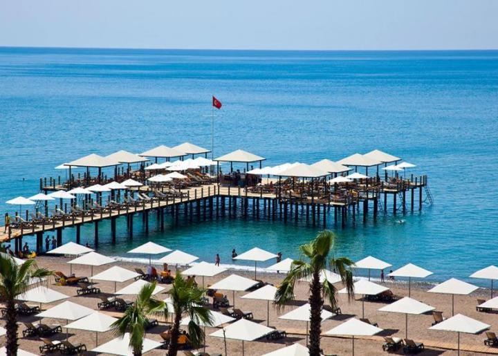 Kaya Palazzo Golf Resort