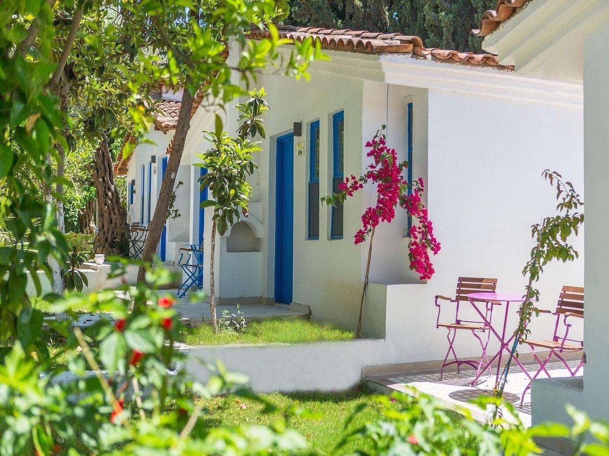 Rusus Garden Marina Hotel