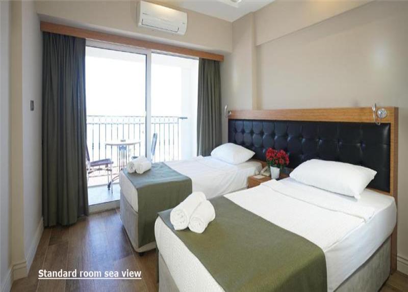 Aurasia Sea Side Hotel
