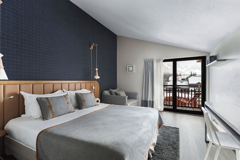 Heliopic Hotel & Spa