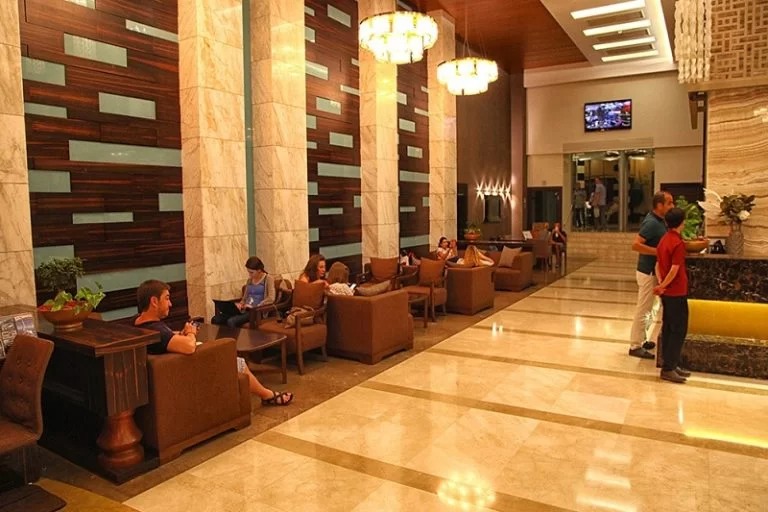 Queen’s Park Le Jardin Hotel