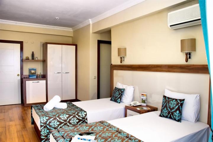 Flora Suites