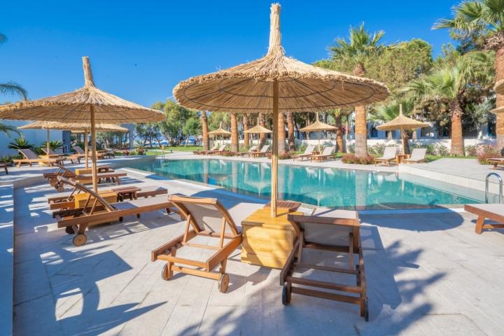 Regia Mare Beach