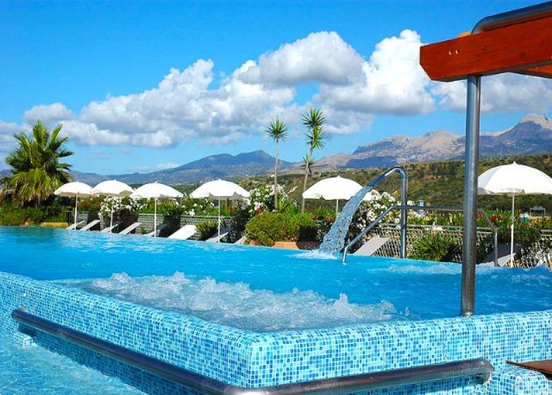 Acacia Resort Hotel