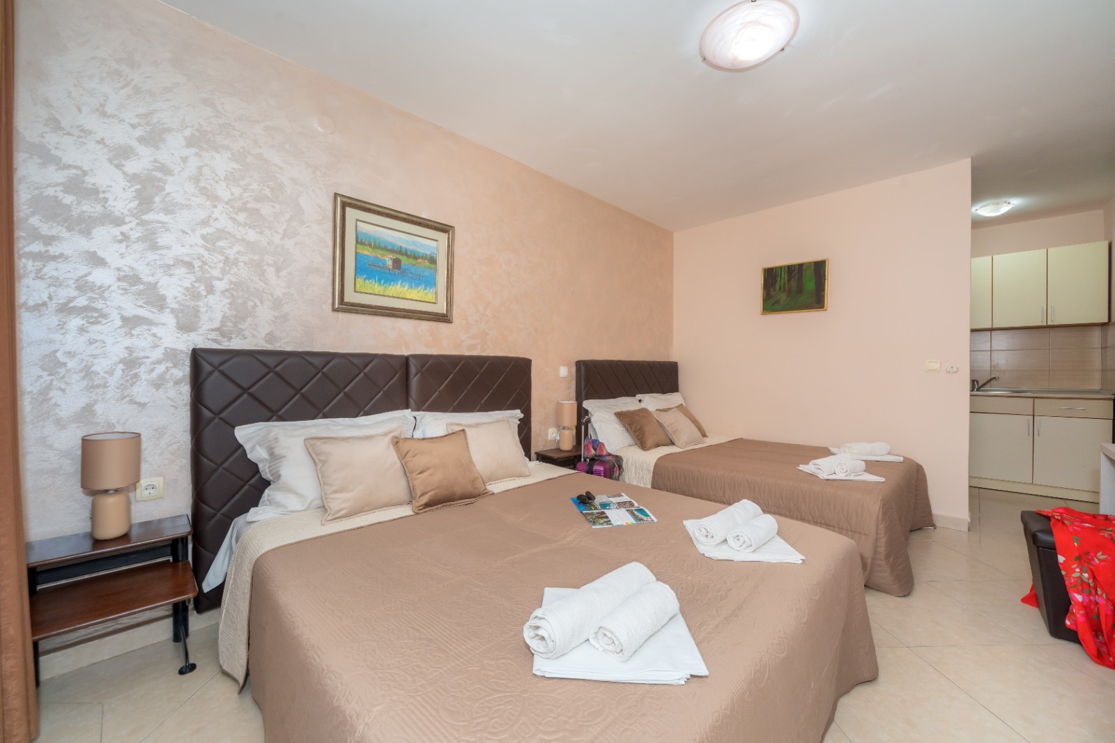 Apartmani Lara