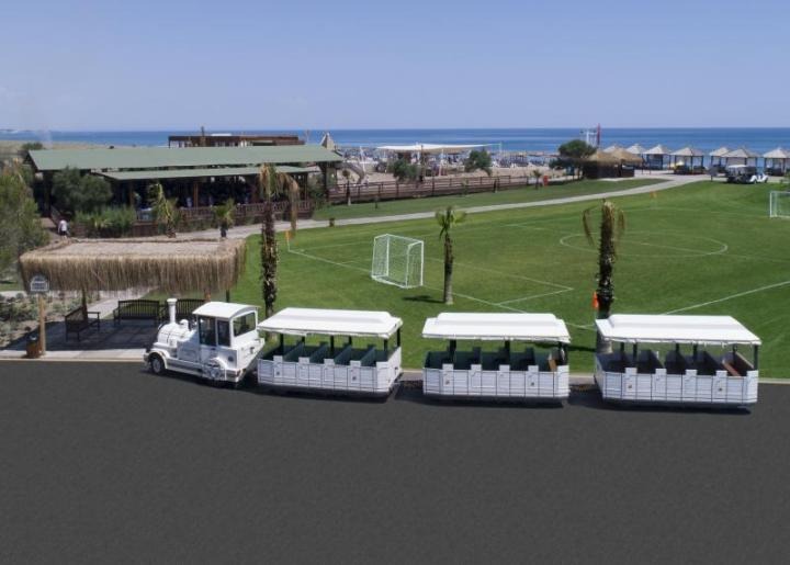 Titanic Deluxe Golf Beach