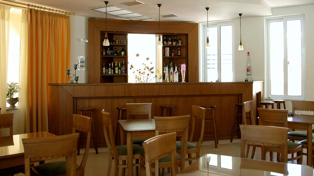 Nontas Hotel