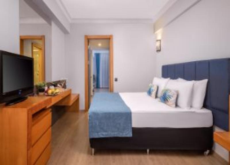 Seven Seas Gravel Select Hotel