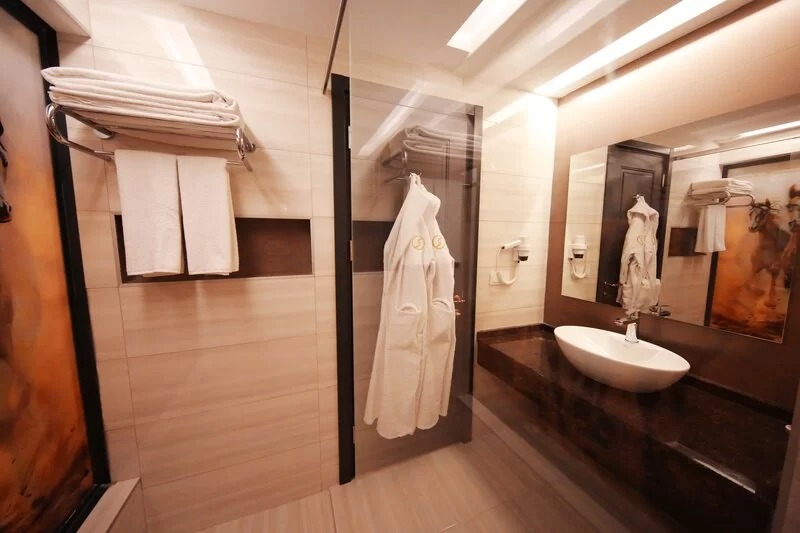 Sey Beach Hotel & Spa