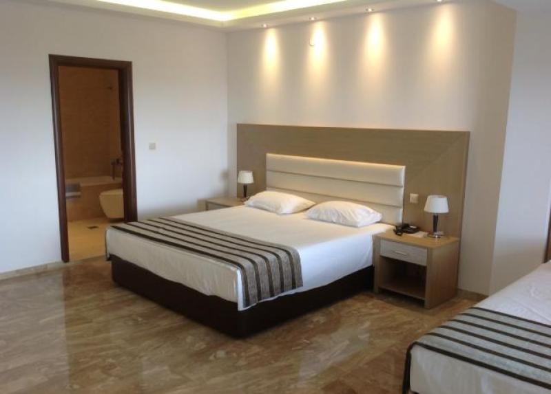 Aristoteles Holiday Resort & Spa Hotel