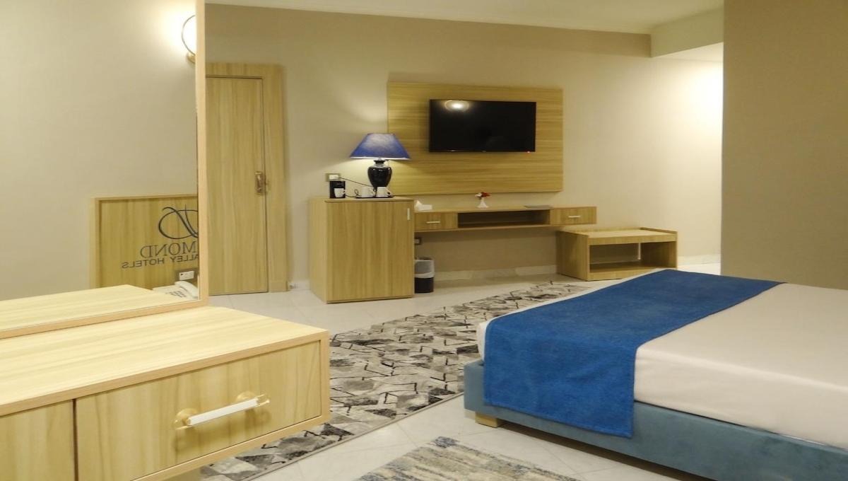 Diamond Beach Hotel