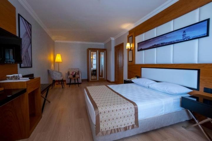 Aydinbey Gold Dream Hotel