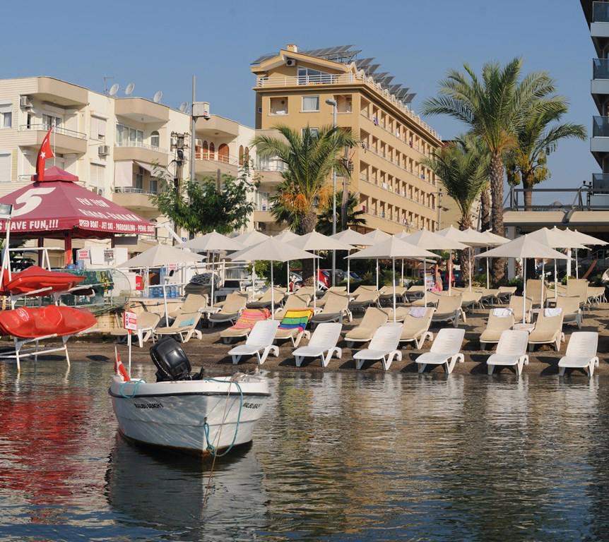 Mert SeaSide Adult Only 16+
