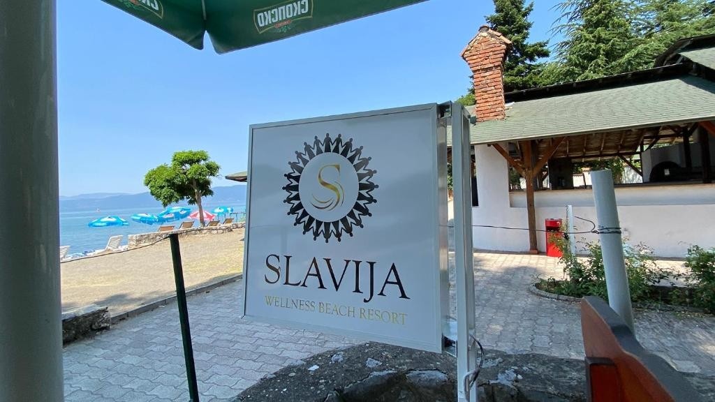 Hotel Slavija Beach Resort