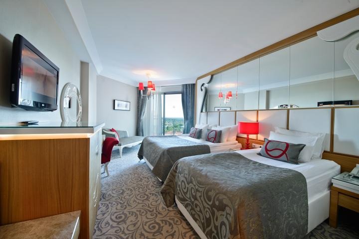 Hotel Q Premium