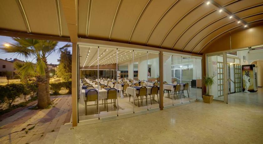 Hotel Minay Plus