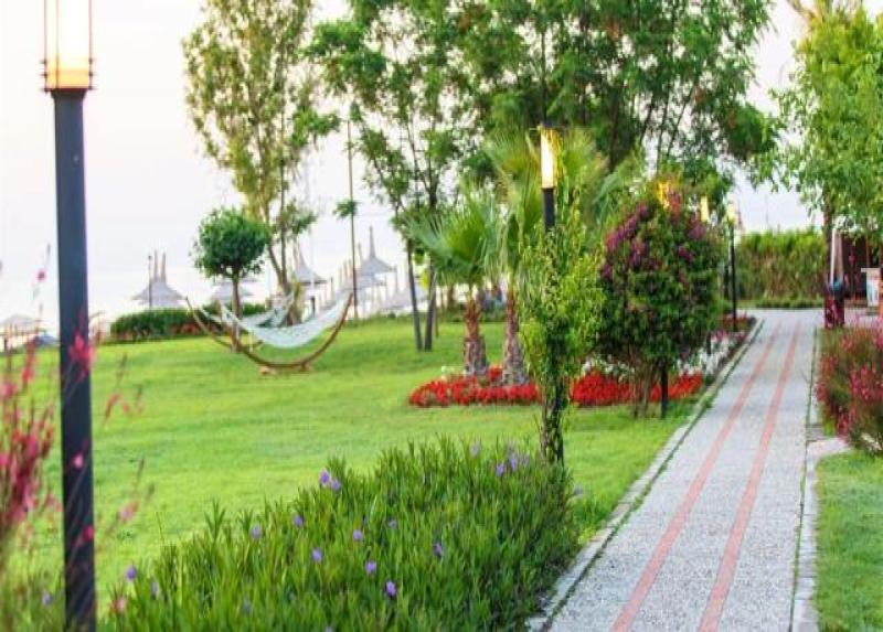Lucida Beach Hotel