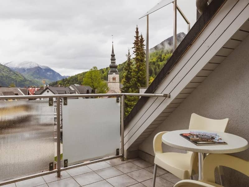 Hotel Ramada & Suites