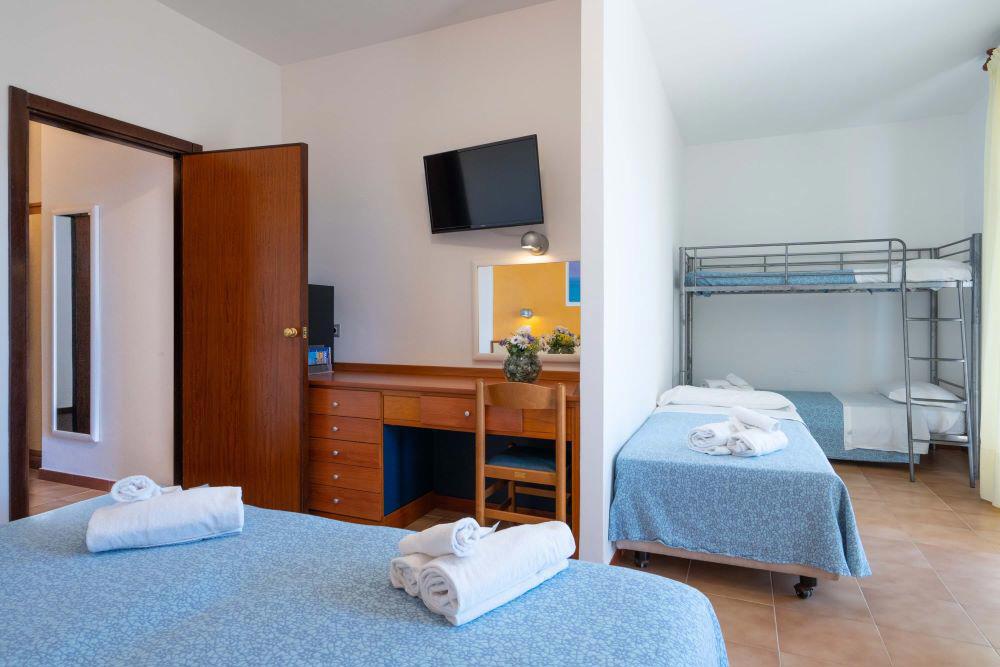 Hotel Oasis