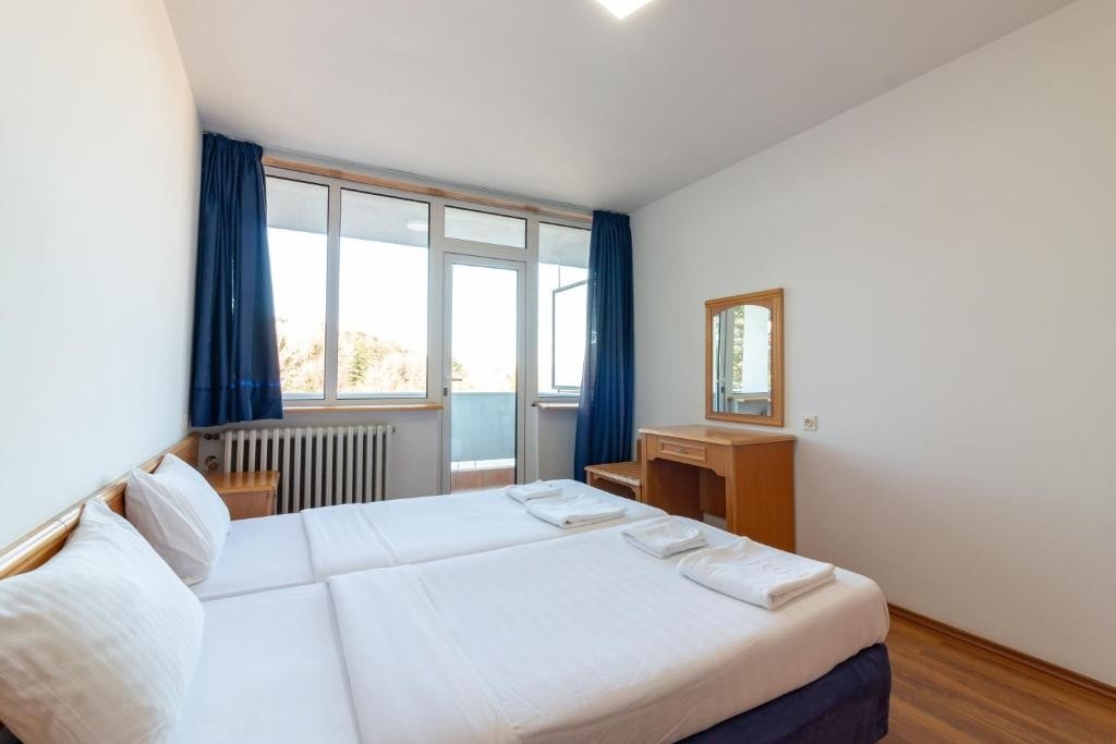 Hotel Slavija Beach Resort