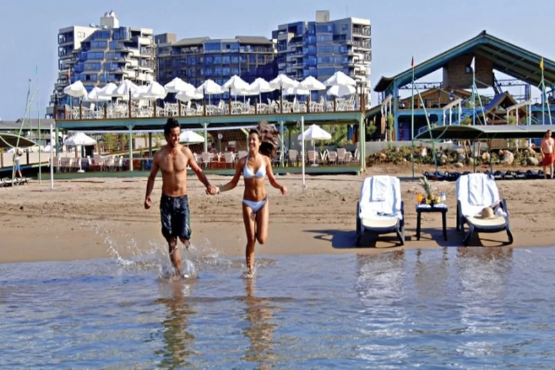 Limak Lara De Luxe Hotel & Resort