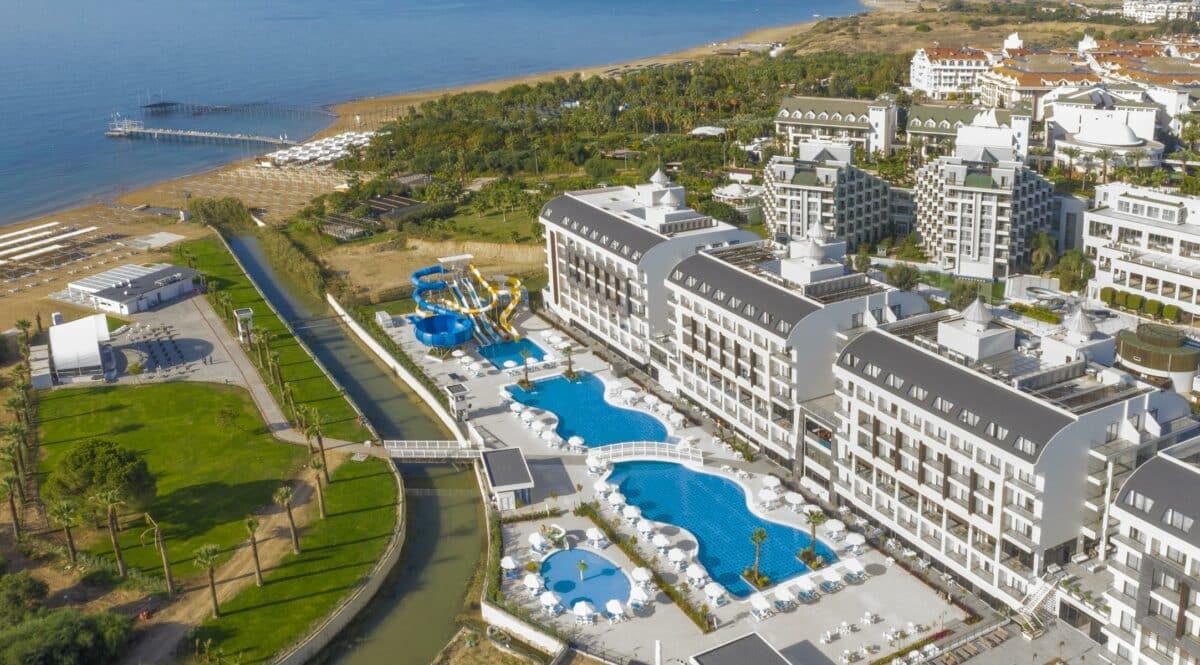 Diamond Deluxe Hotel & Spa