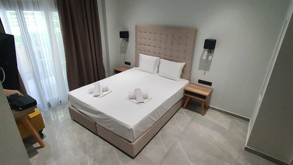Tami's Residence 2