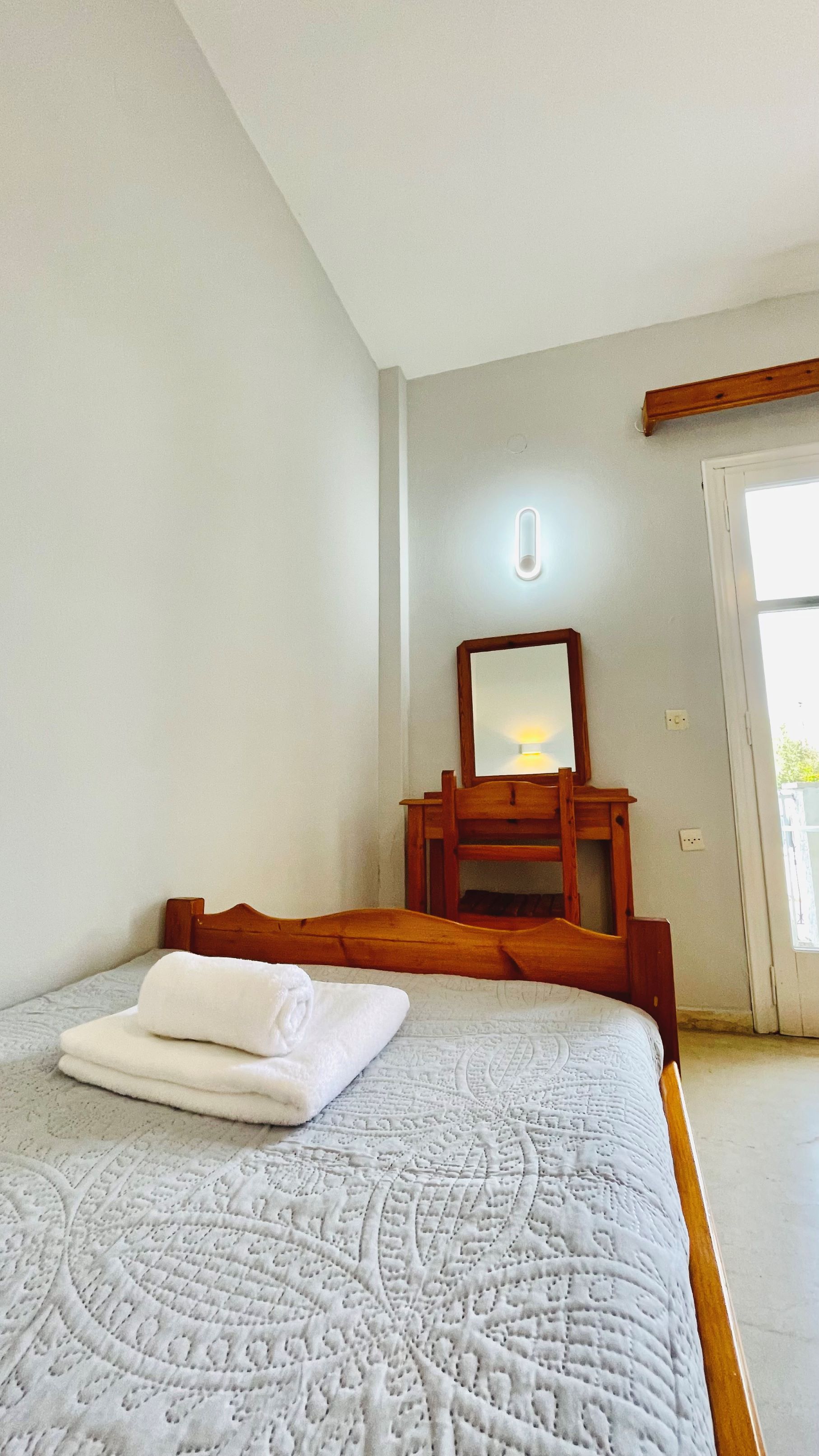 Kavos Aparthotel