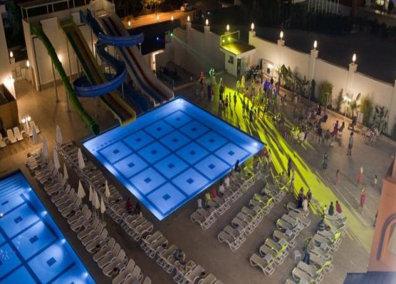 Side Premium Hotel