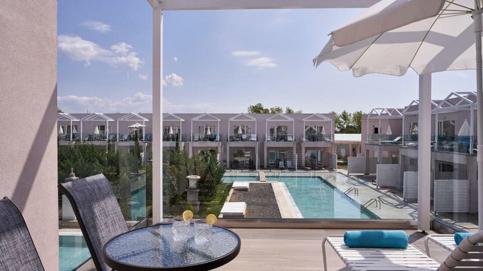 Sandy Villas