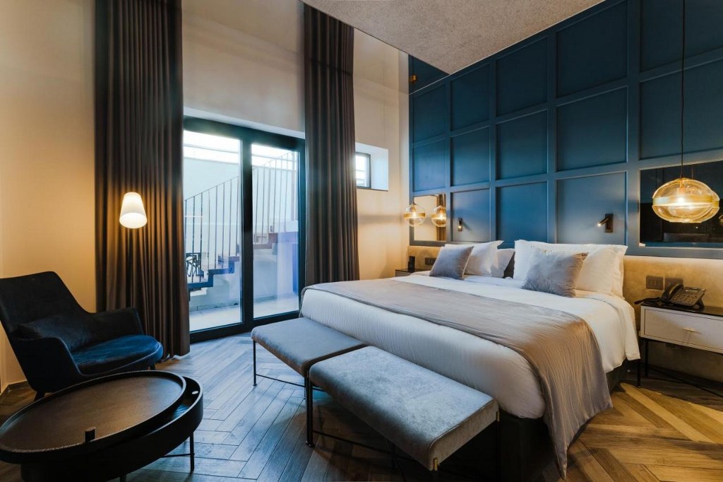 The Embassy Hotel
