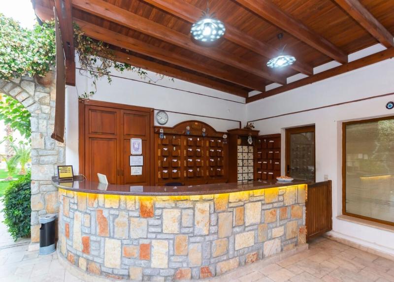 Kriss Hotel