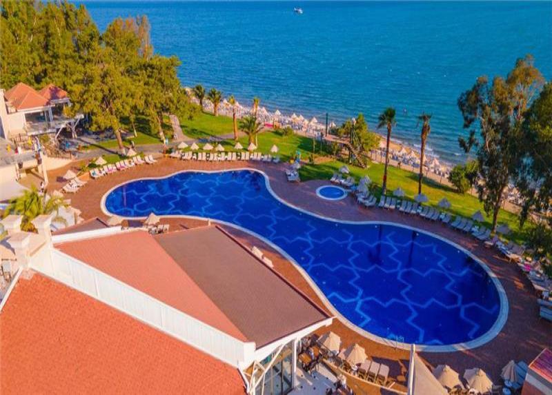 Long Beach Club Nature Hotel