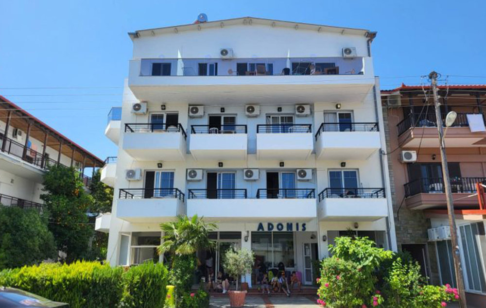 Vila Adonis