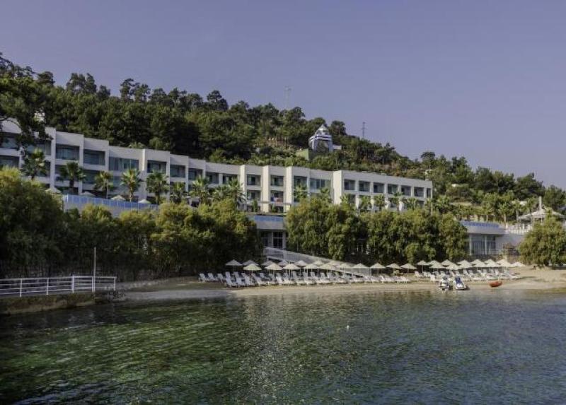 Blue Dreams Resort and Spa Hotel