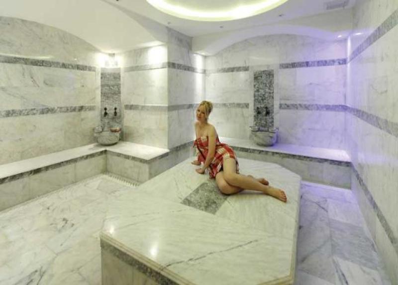 Cettia Beach Resort Hotel