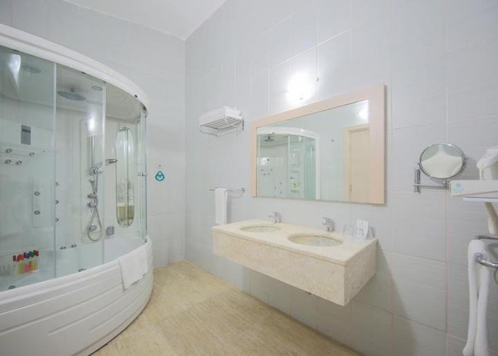 Daima Biz Hotel
