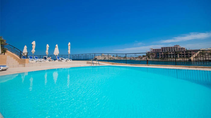 Hotel Verdi St Georges Bay Marina