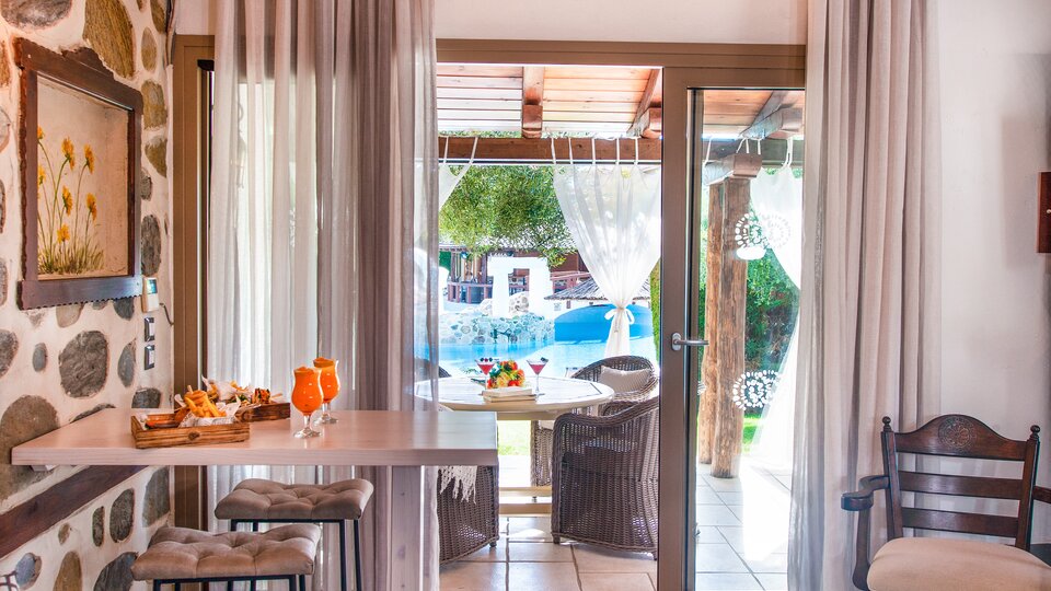 Hotel Acrotel Athena Residence