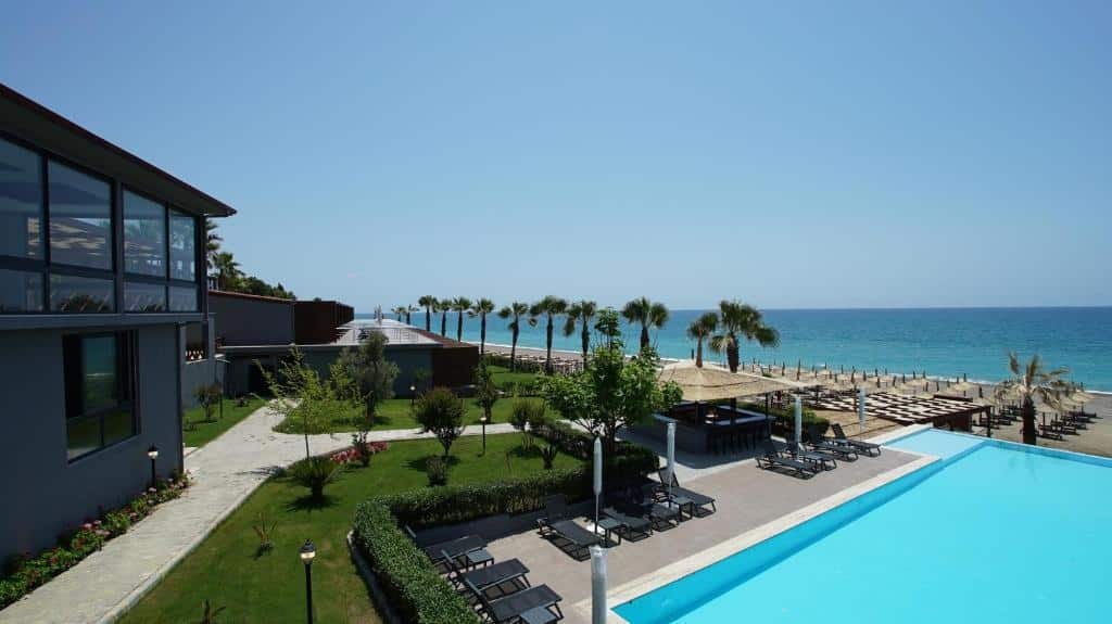 Adora Calma Beach Hotel