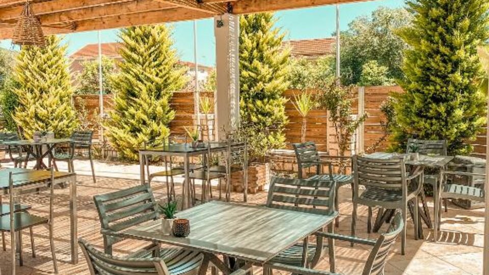 Ekati Mare Boutique Resort