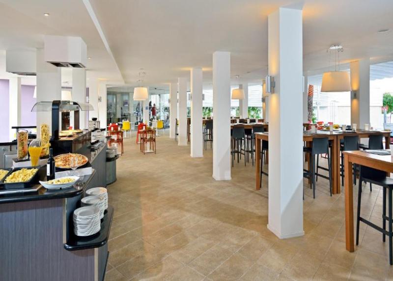 Sol House The Studio Hotel