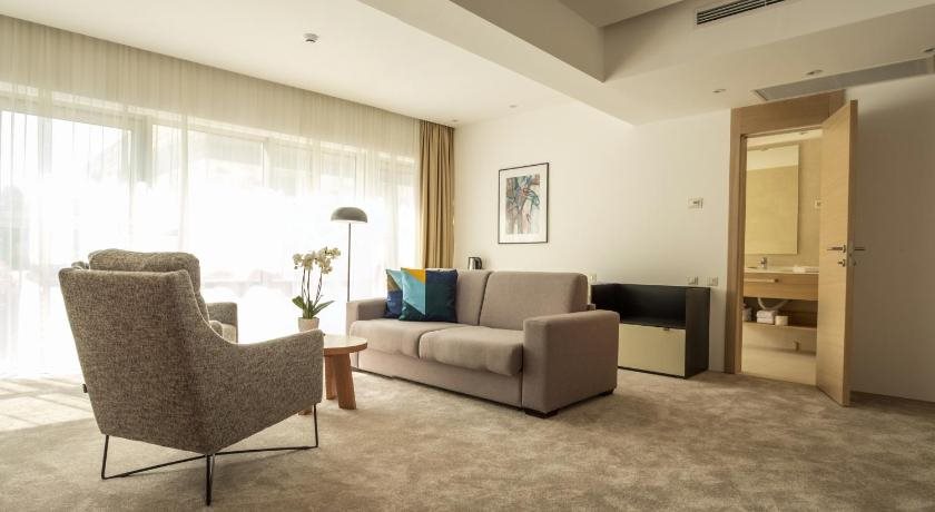 Harmonia Hotel by Dukley