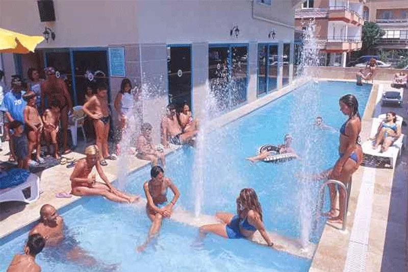 Sezer Hotel