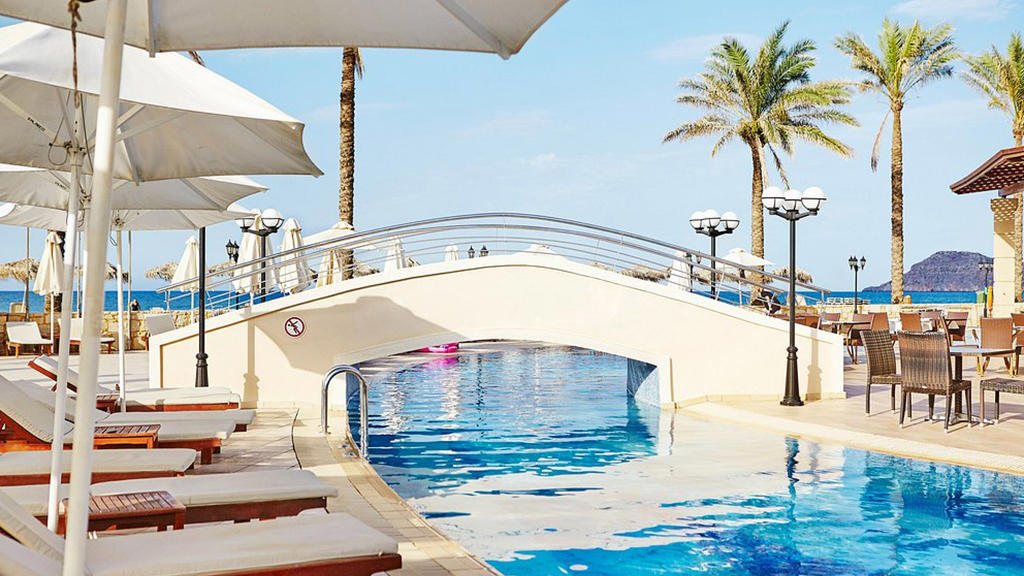 Caldera Beach Hotel