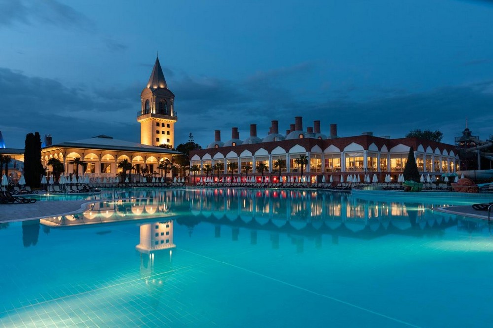 Topkapi Palace Swandor Hotel