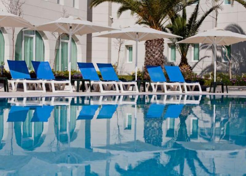 Dragut Point North Hotel