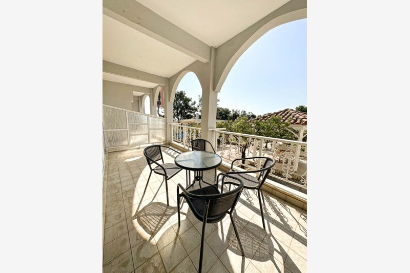 Vila Nikos III